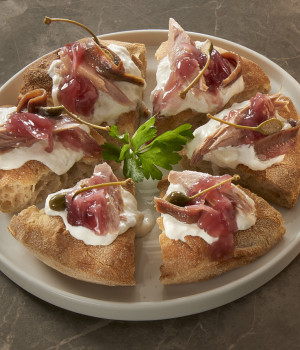 PIZZA AL PADELLINO TROPEA