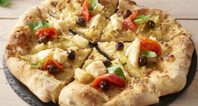 Pizza with Cod,Potato,Olives and Mini REd