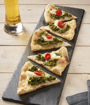 Pizza aux friarielli, Caciocavallo et tomates cerises "Dorati"