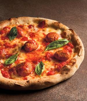 PIZZA CON POLPETTE AL SUGO