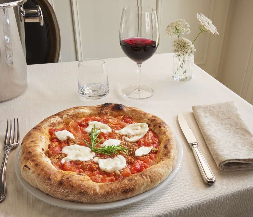 PIZZA ÈRAGÙBIANCO E FRIGGIONE ALLA BOLOGNESE