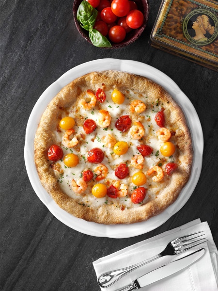Pizza with Prawns and Cherry Tomatoes