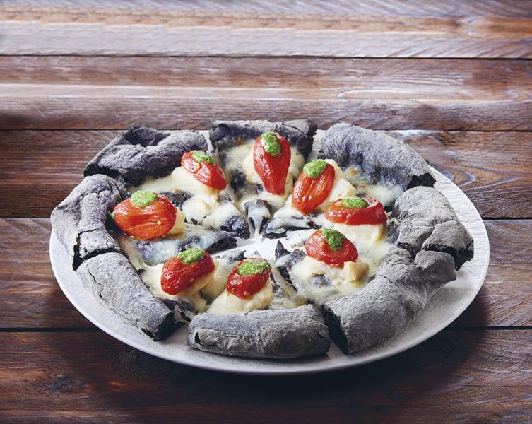 Black pizza with cod, Mini Red and Genovese pesto