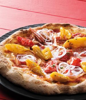 PIZZA PEPERONI E CIPOLLA TROPEA