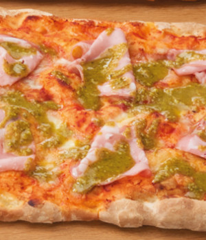 PIZZA WITH PISTACHIOS AND MORTADELLA