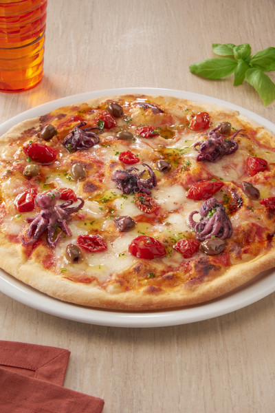 Pizza with baby octopus, leccino olives and dorati tomatoes