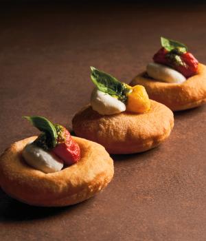 PIZZE FRITTE CON POMODORINI E PESTO