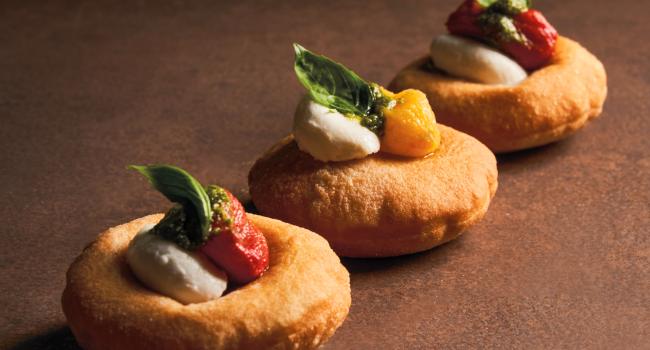 PIZZE FRITTE CON POMODORINI E PESTO