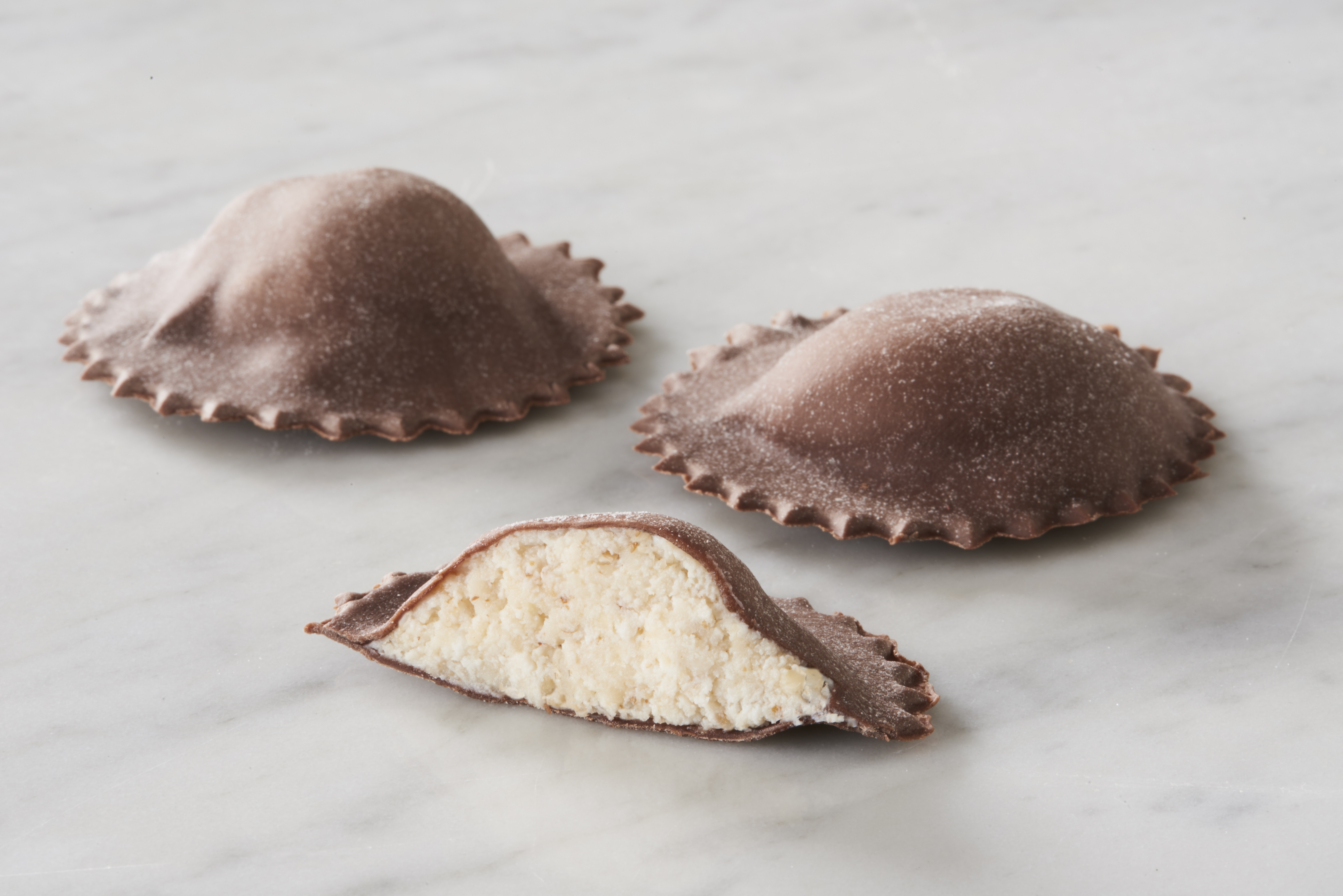 RAVIOLI TONDI AL CACAO CON NOCI E GORGONZOLA