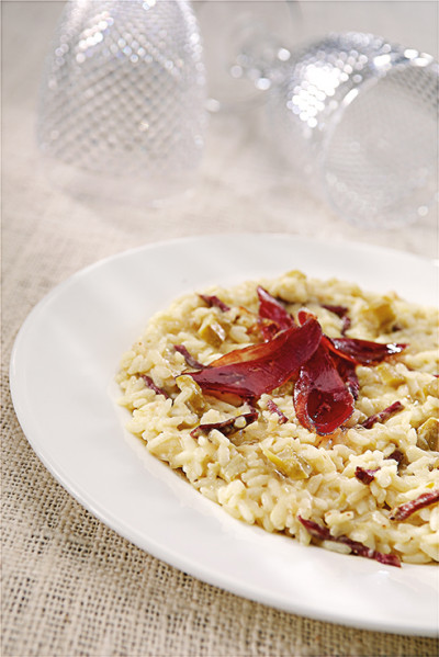 Risotto with asparagus and smoked goose breast