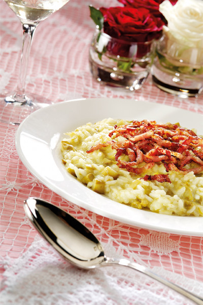 Risotto con asparagi, taleggio e guanciale croccante