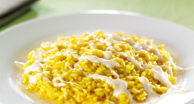 Risotto mit Safran, Spargel und Pecorino-Käse