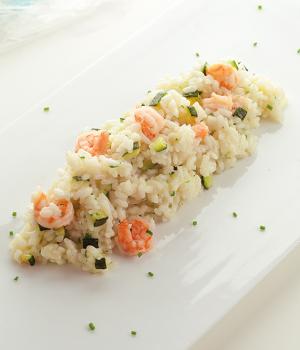 Risotto con calabacín y camarones