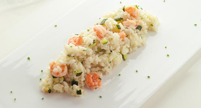 Risotto con calabacín y camarones