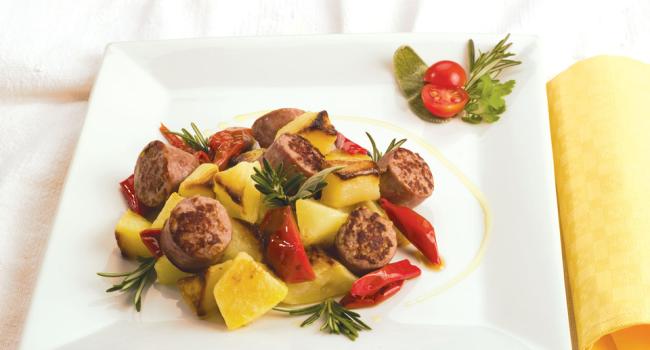 Salsiccia patate e peperoni arricciati