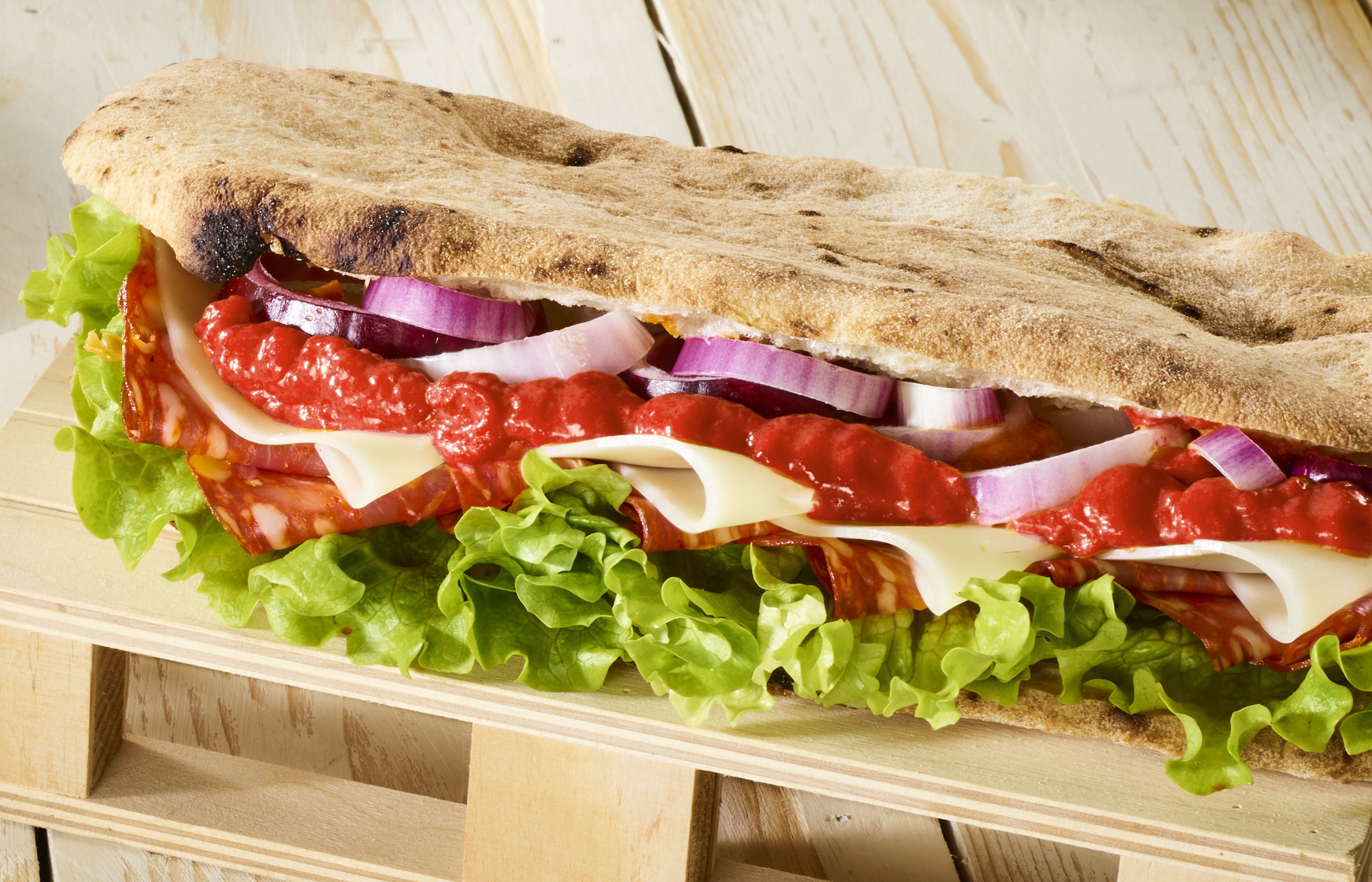 Saltimbocca Bread with Caciocavallo Cheese, ‘Nduja Sauce from Calabria, Red Onion from Tropea and Spianata Piccante