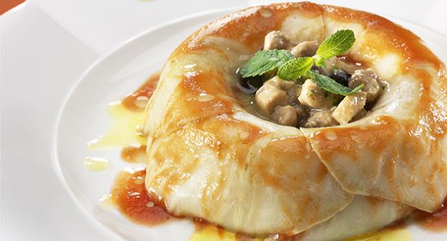 SAVARIN DI ANELLETTI ALLO SPADA CON SEDANO RAPA, ZABAGLIONE DI DATTERINI E OLIO ALLA MENTUCCIA