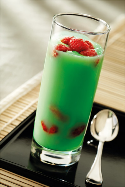 Sorbetto alla mela verde e lamponi