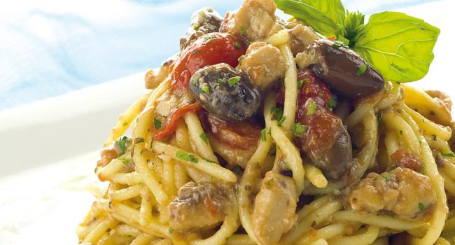 Spaghetti al pesce spada e datterini