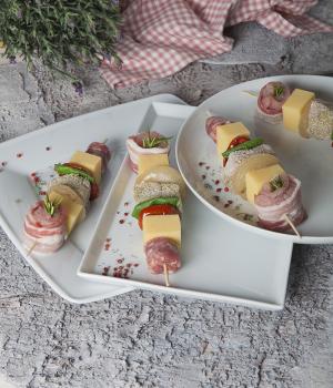 BROCHETAS DE CARNE PICNIC