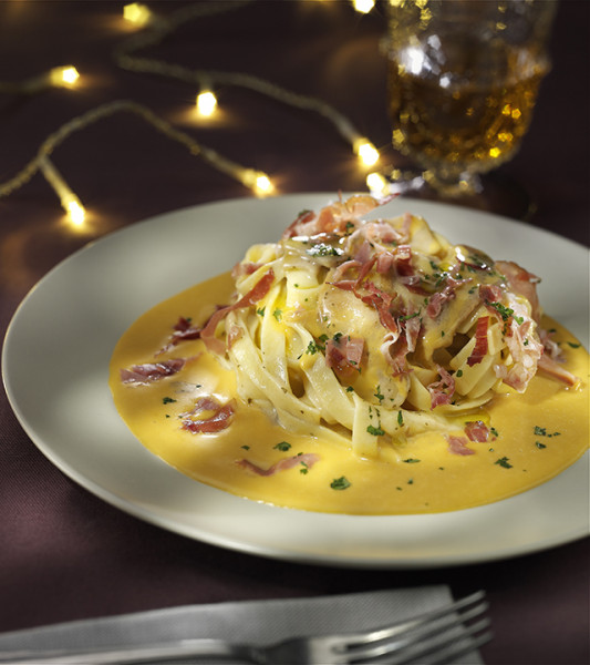 TAGLIATELLE AI PORCINI IN CREMA DI ZUCCA