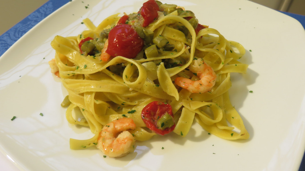 TAGLIATELLE CON ASPARAGI E MAZZANCOLLE