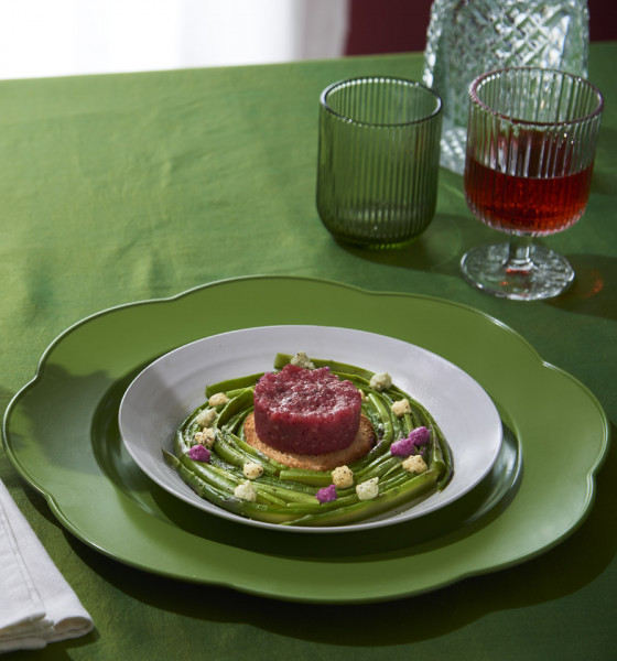 TARTARE DI MANZO SU VORTICE DI ASPARAGI