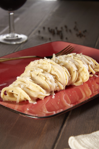 ESPAGUETIS «CACIO E PEPE»