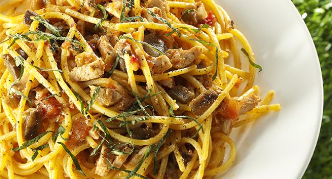 TONNARELLI CON MELANZANE, SPADA E MENTUCCIA