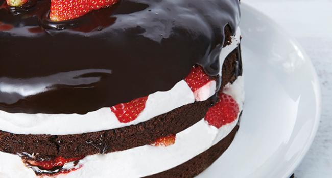 Torta cioccolato e fragole