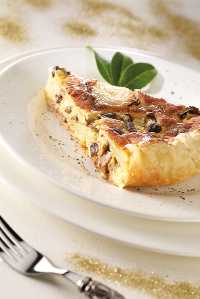 Torta salata con funghi, patate e pecorino