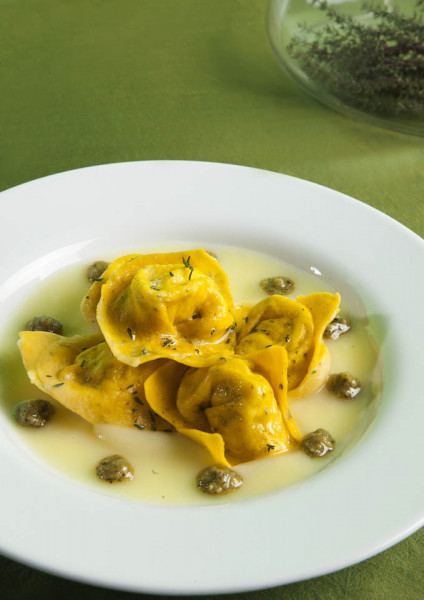 TORTELLONI MIT HANFPESTO