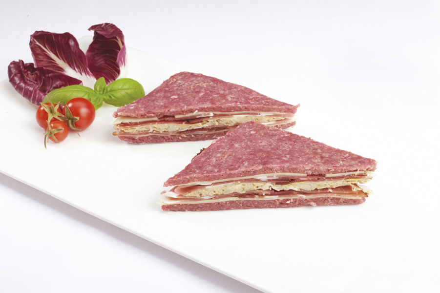 TRAMEZZINI CON CARCIOFI, SPECK E PROVOLA AFFUMICATA