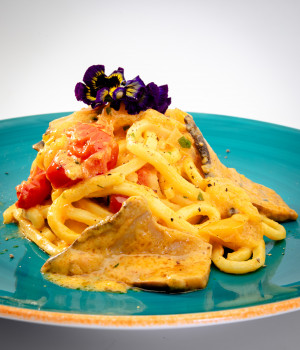 Troccoli con cardoncelli e Ragusano