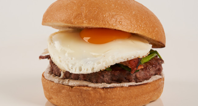 TRUFFLE DELUXE BURGER