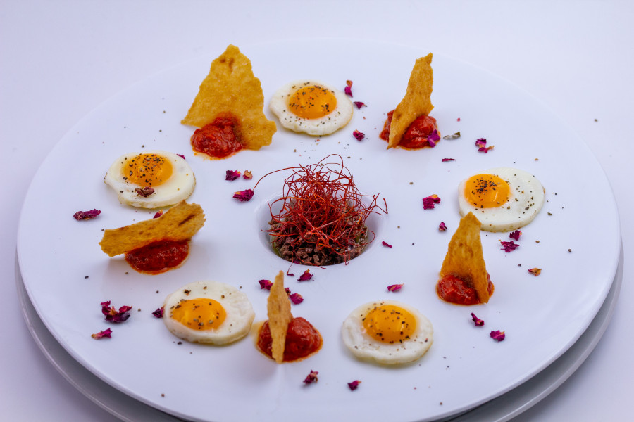 Quail eggs with tapenade and ‘Nduja