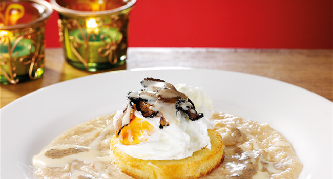 Poached egg  with cannellini bean and truffle cream sauce